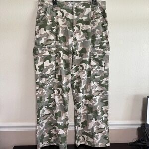 Celebrity‎ Pink Cargo Pants Women's 17/33 Camouflage Straight Leg High-Rise